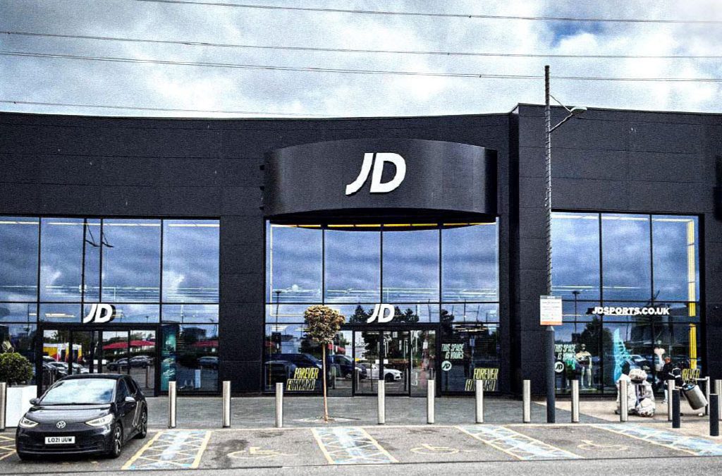 Merging Three Retail Units, Beckton